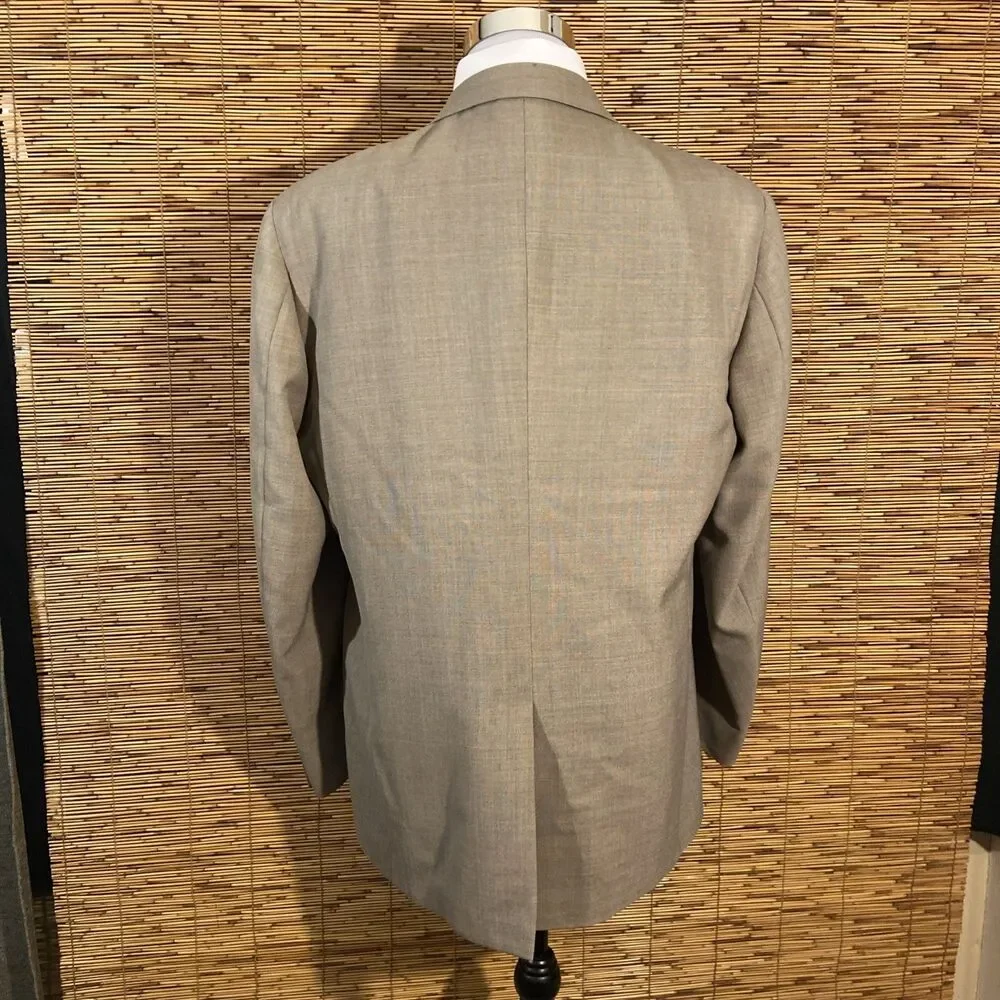 Classic Blazer Beige Gold Buttons Suit Jacket Men’s 44 Sport Coat Made In USA